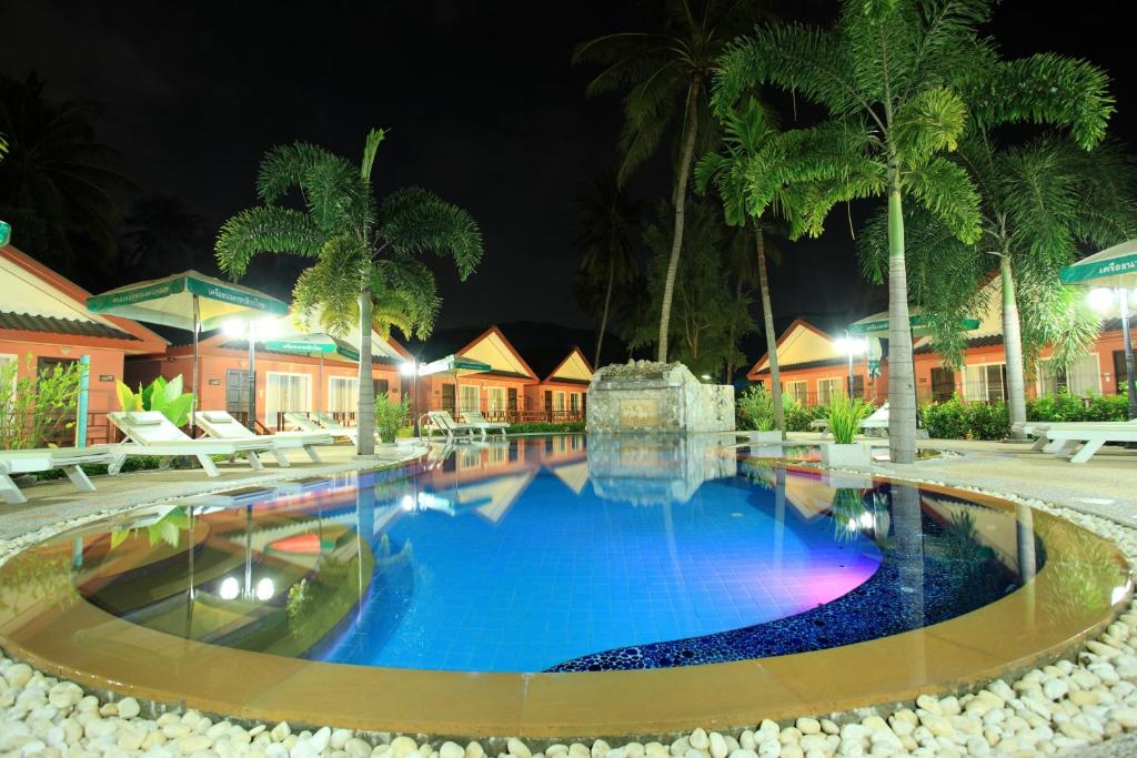 Great swimming pool