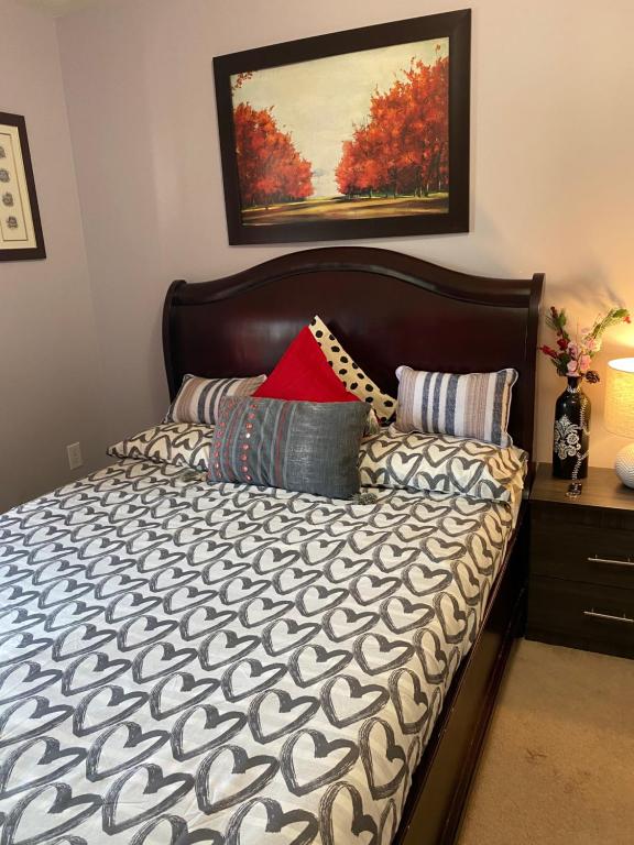 Bright and Spacious room in centralize area photo