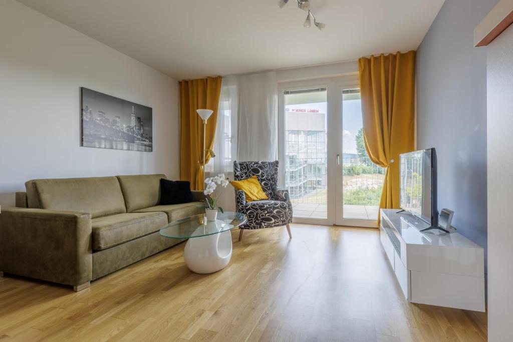 Vienna City and SPA - Modern Apartments next to Therme Wien &amp; 15 Minutes to the City Center — Hotel in Vienna