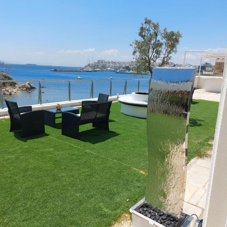 BEDWAVE Seaside Mansion — Hotel in Athens