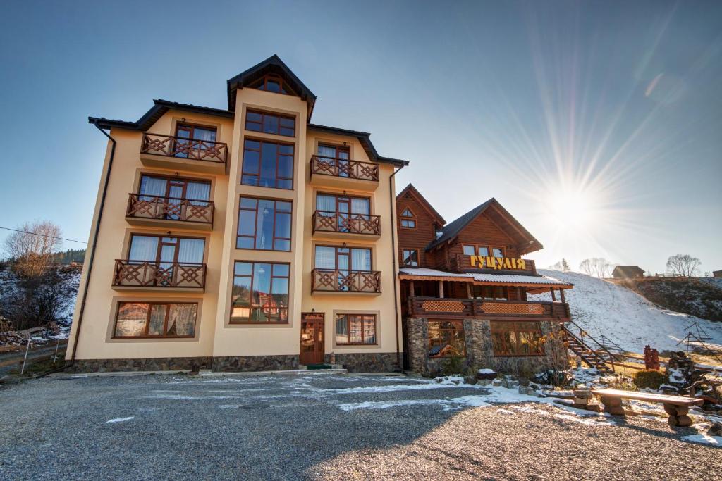 Hotel Gutsulia — Hotel in Polyanytsya