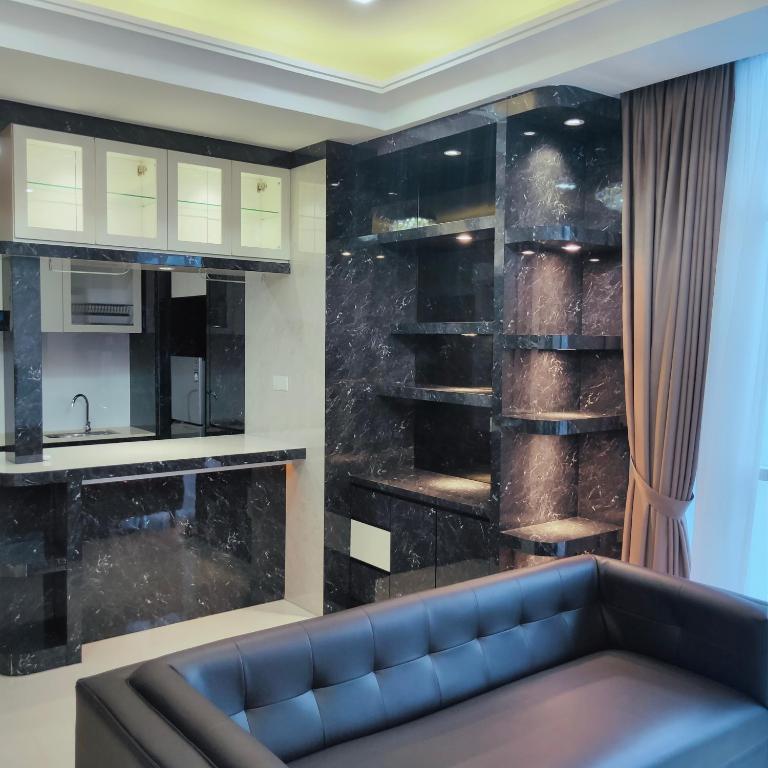SLEPTOPIA At Formosa Residence Best Cozy Premium Big Unit In Nagoya jodoh