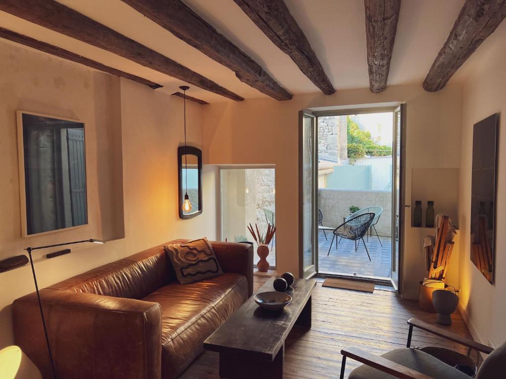 Spacious 2br in Arles Historical Center With Terrace - 4