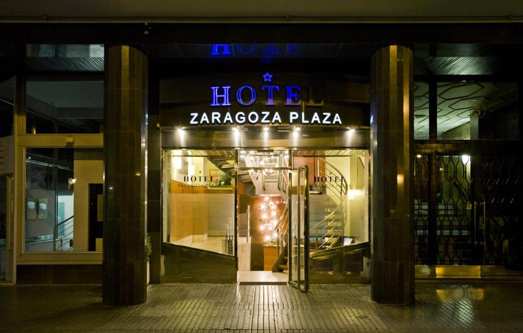 Hotel Zaragoza Plaza photo