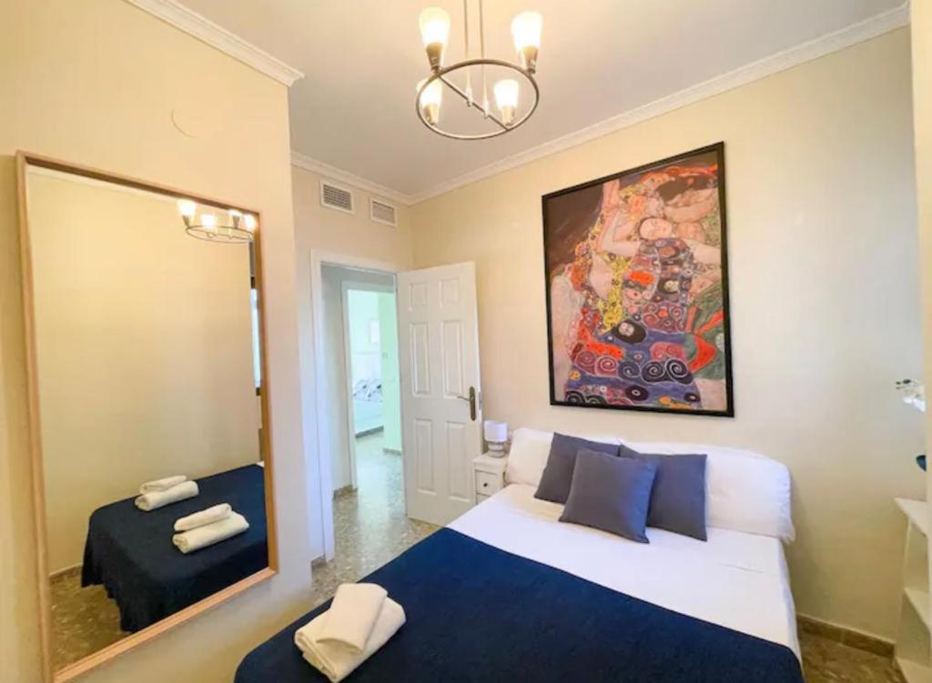 Apartamento céntrico muy luminoso, junto al teatro romano y con vistas a la Alcazaba - 2