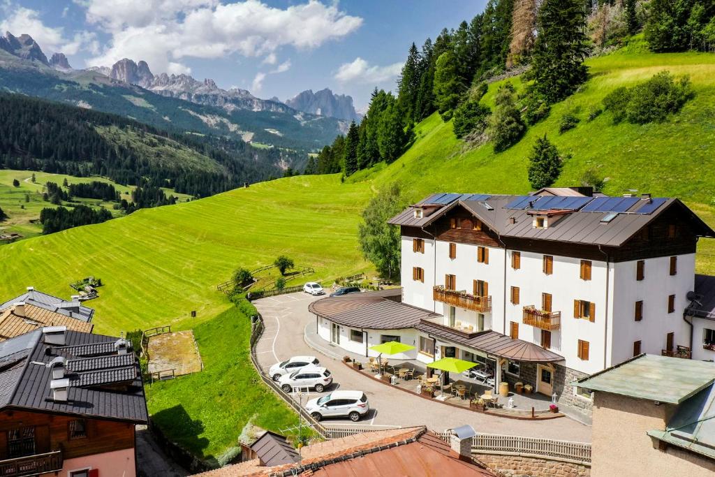 Ciasa Alpina Relax Hotel - 4