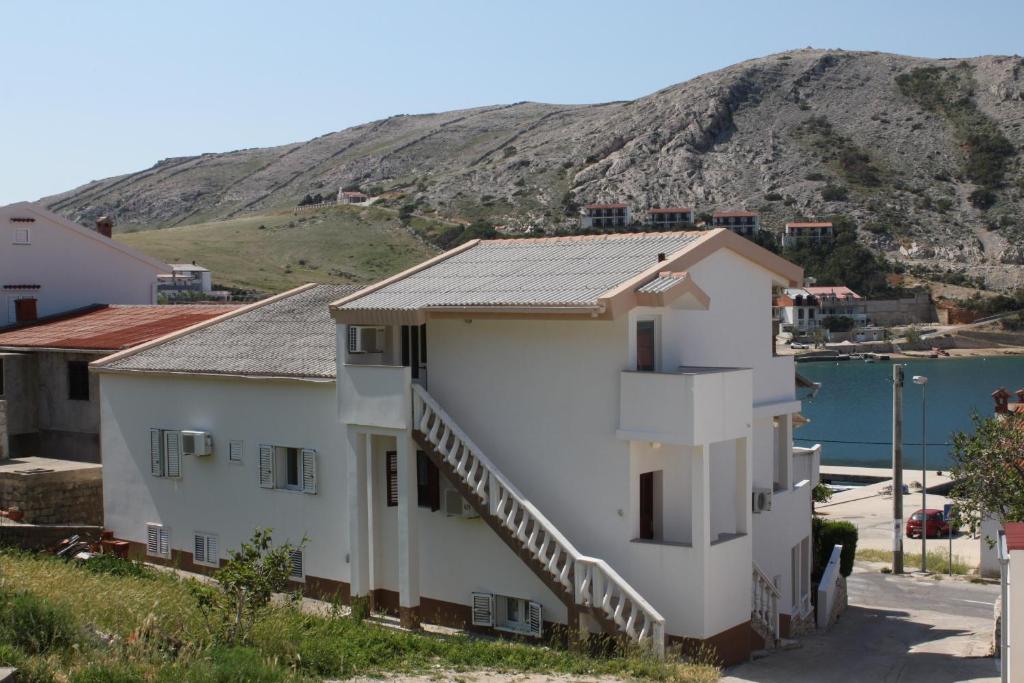 Photo 2 of Apartments By The Sea Metajna, Pag - 6498