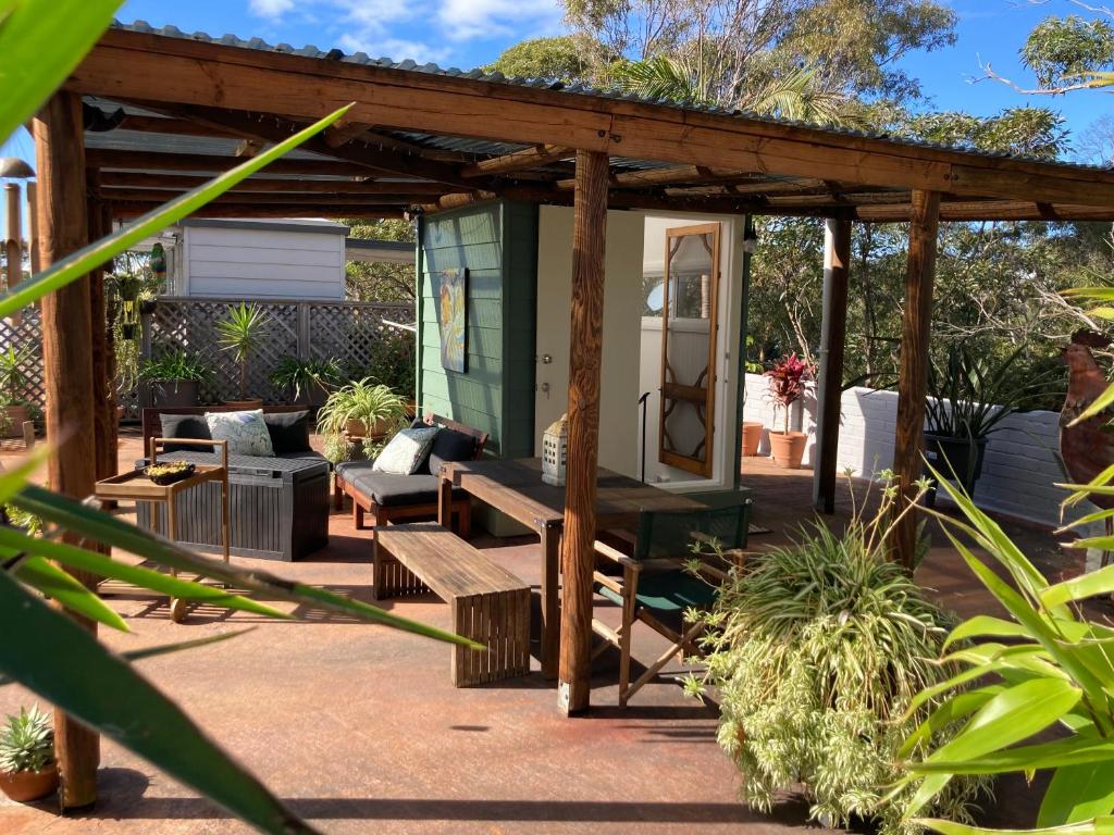 1166 on Booner Hawks Nest, Apartment Hawks Nest