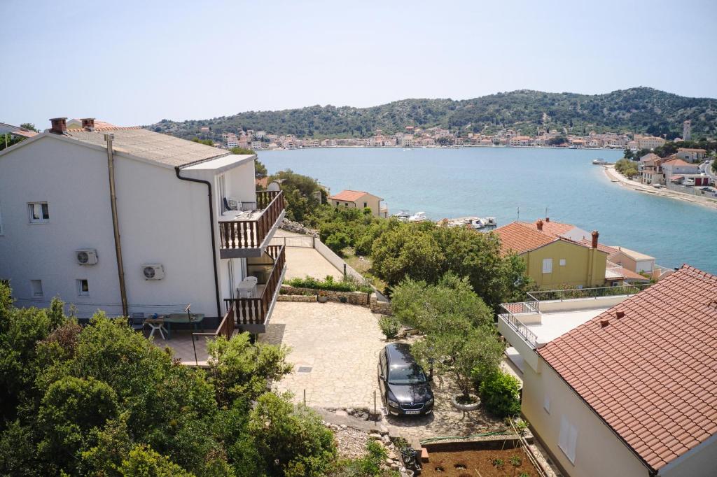 Apartments and rooms by the sea Tisno, Murter - 5128 photo