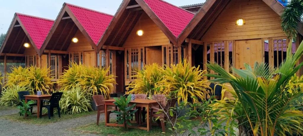 Elvis Beach Resort, Trincomalee