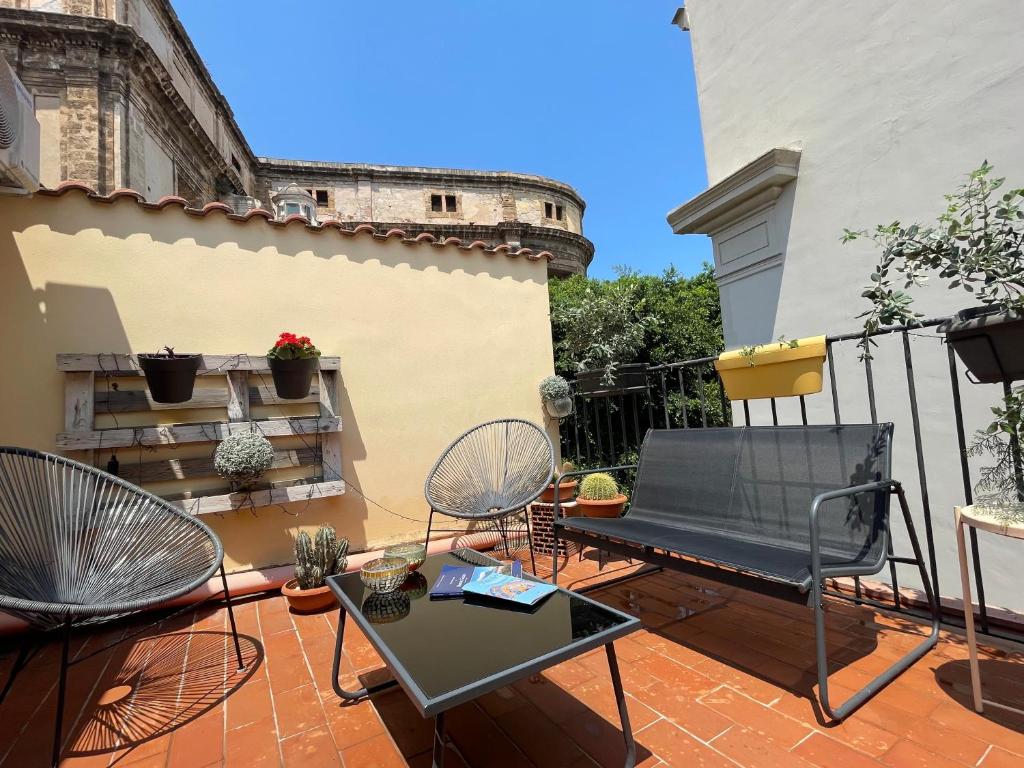 BB4U Apartments and Terrace - 3