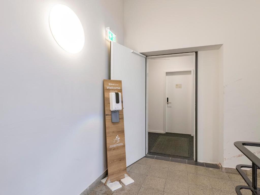 limehome Augsburg Annastraße photo