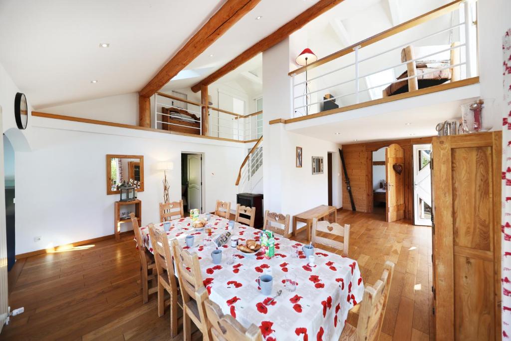 LE CHALET BLANC - JACUZZI / PISCINE / SAUNA - 2