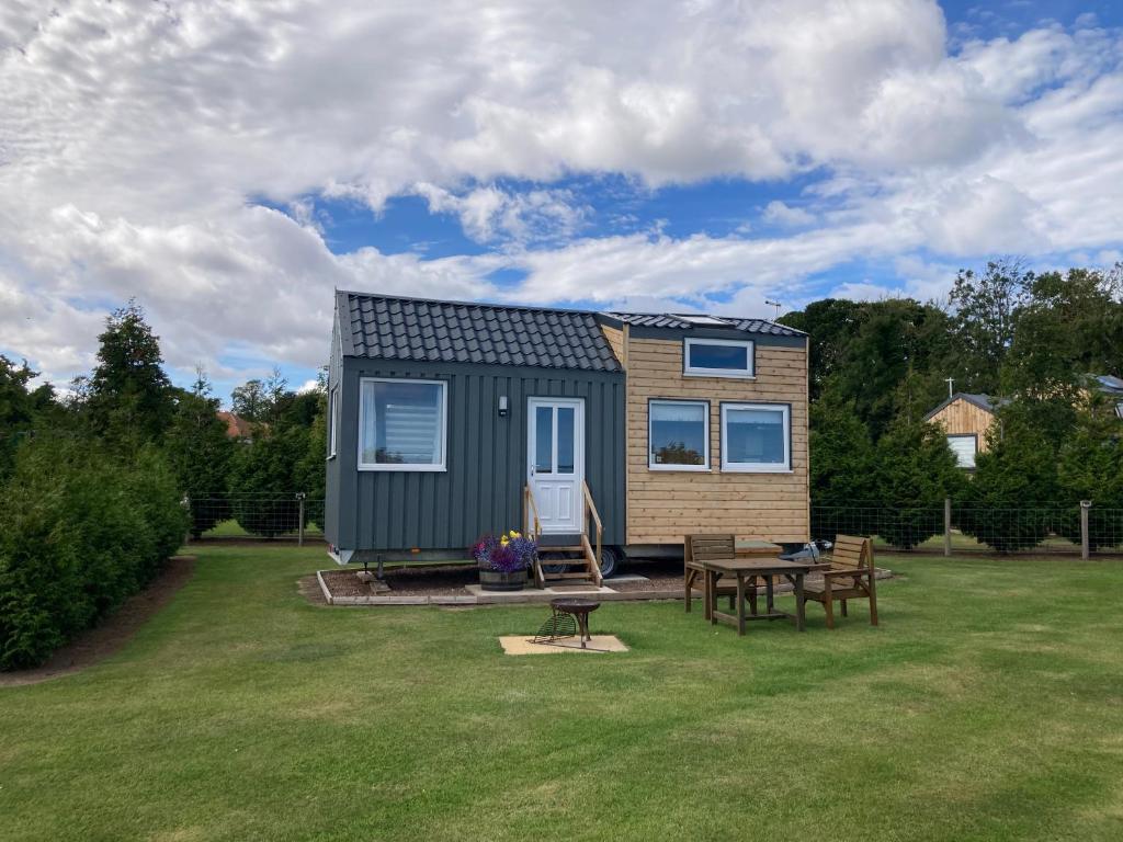 The Cedar Tiny House, Coldingham