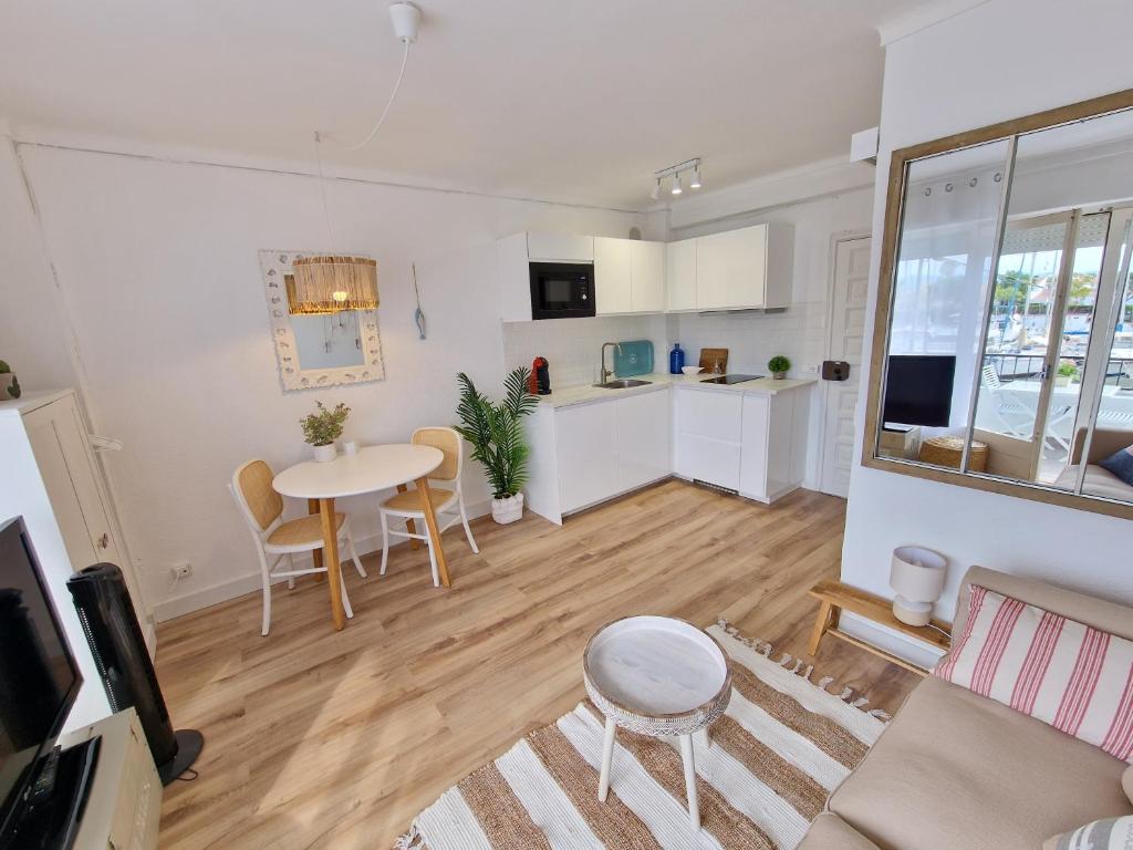 Estudio Somni 54, Empuriabrava