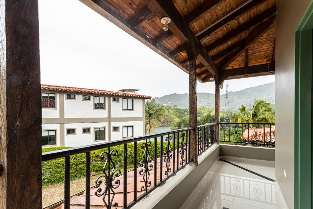 Soy Local Guatape photo