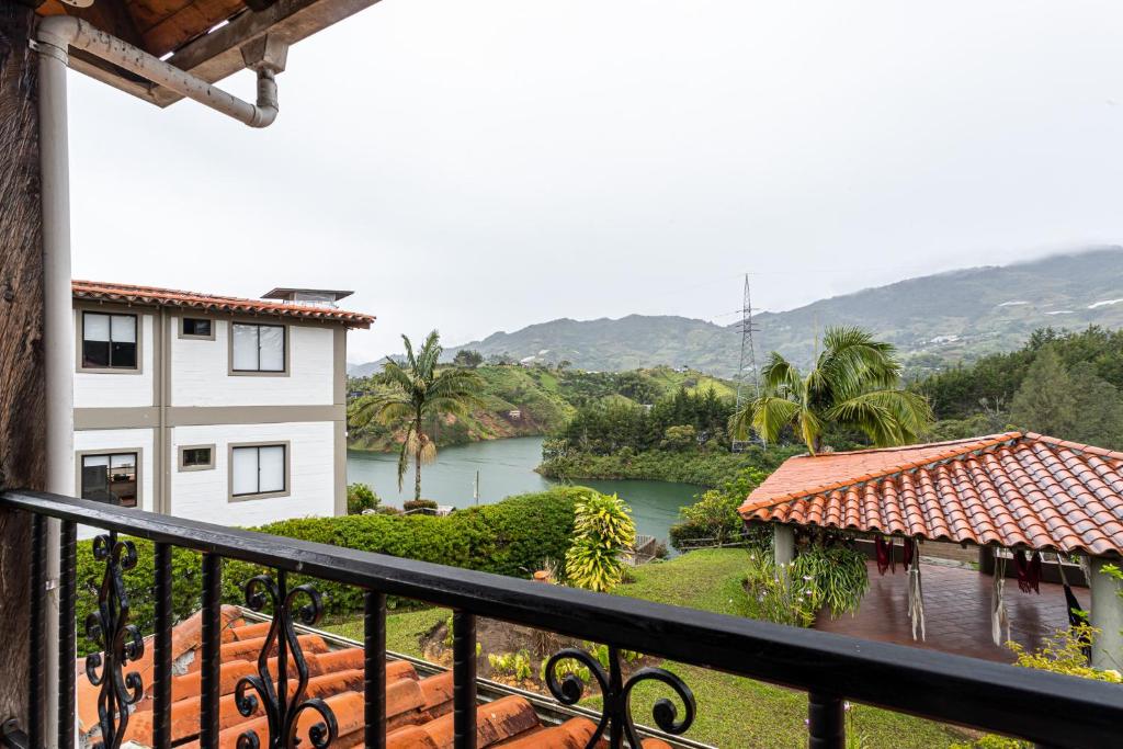 Soy Local Guatape photo