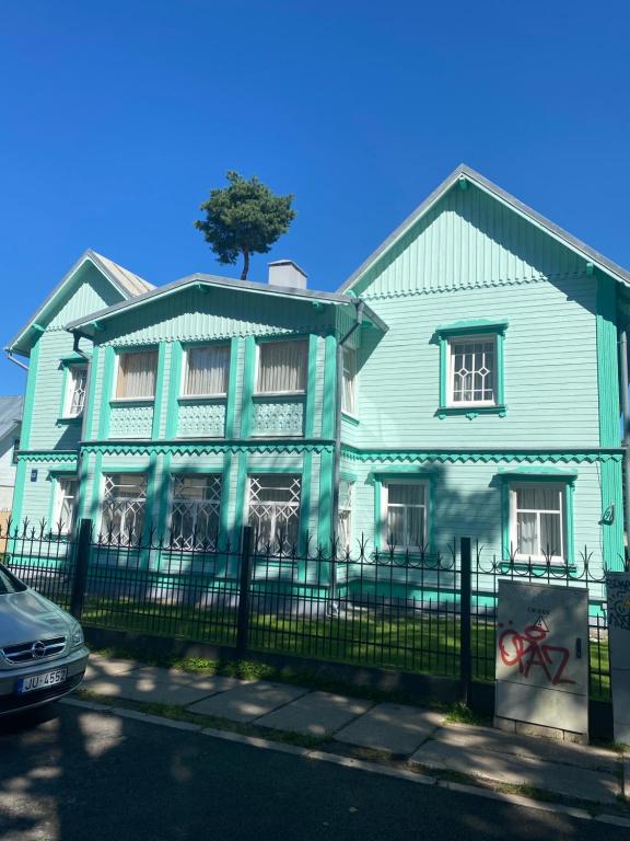 Majori Guesthouse — Hotel in Jurmala