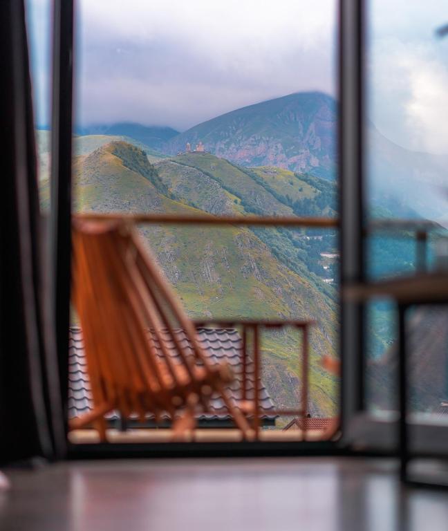 Kazbegi Glamping photo