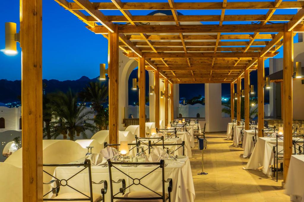 Restaurant, Dahab Resort in Dahab