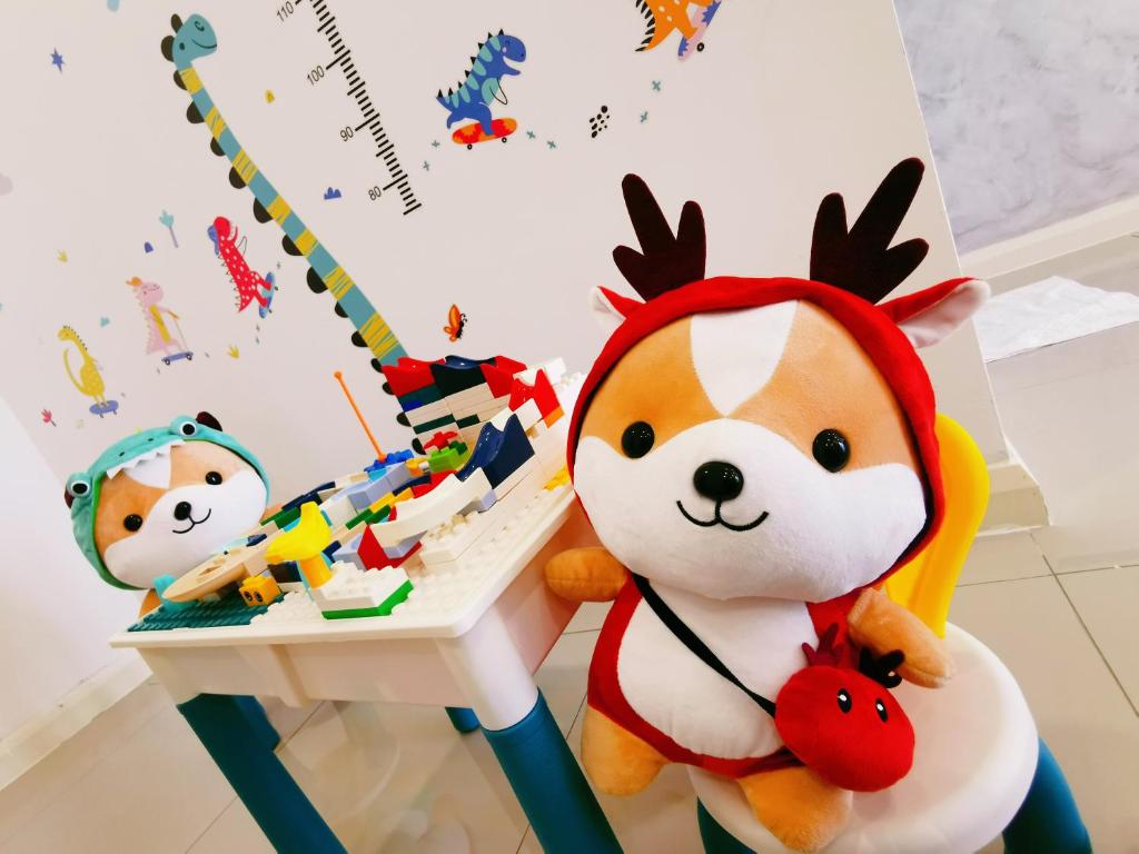 Legoland-HappyRainbow Suite at D'Pristine-8pax with Lakeview, Nusajaya