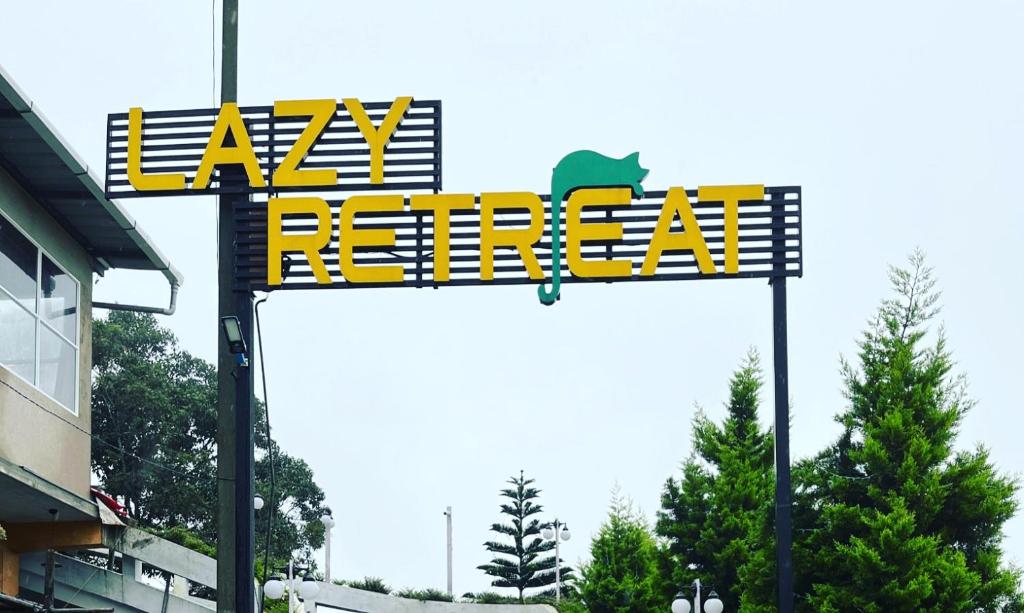 LAZY RETREAT photo
