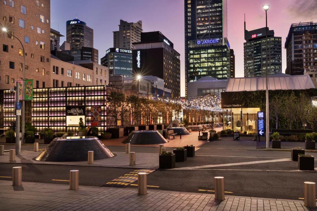 Dating place Auckland
