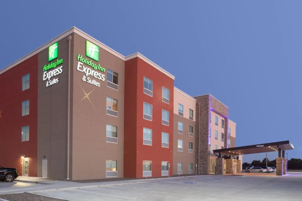Holiday Inn Express & Suites - Goodland I-70 by IHG，位于Goodland的酒店
