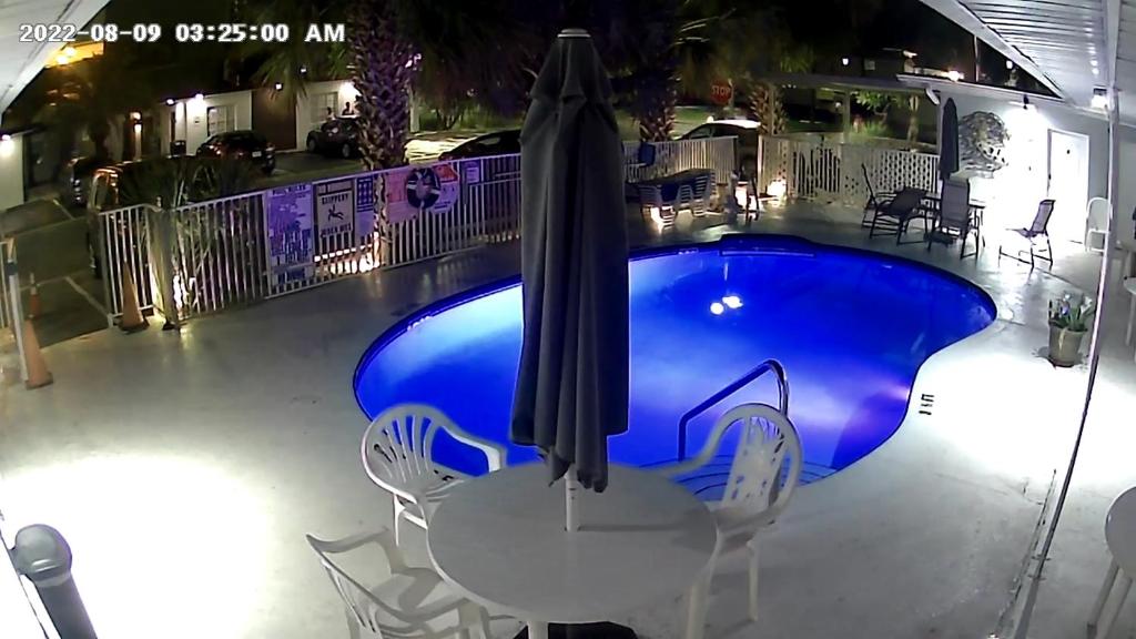 Tropical Sky Ranch Motel photo