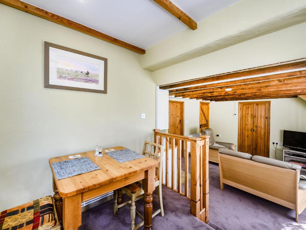 Creenagh's Cottage, Withypool photo 5