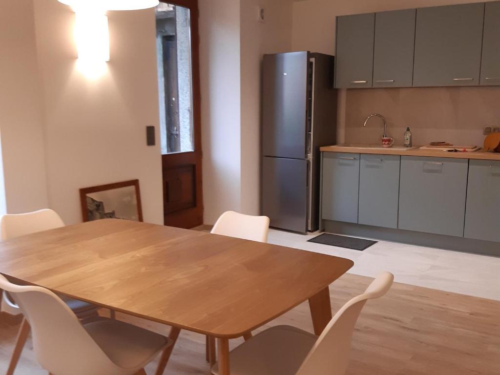 Appartement rénové avec jardin, proche activités et centre, piscine et randonnées à 5mn - FR-1-517-60 - 3