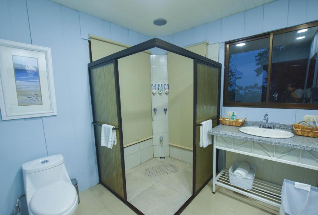 Arenal Waterfall Lodge Villas photo