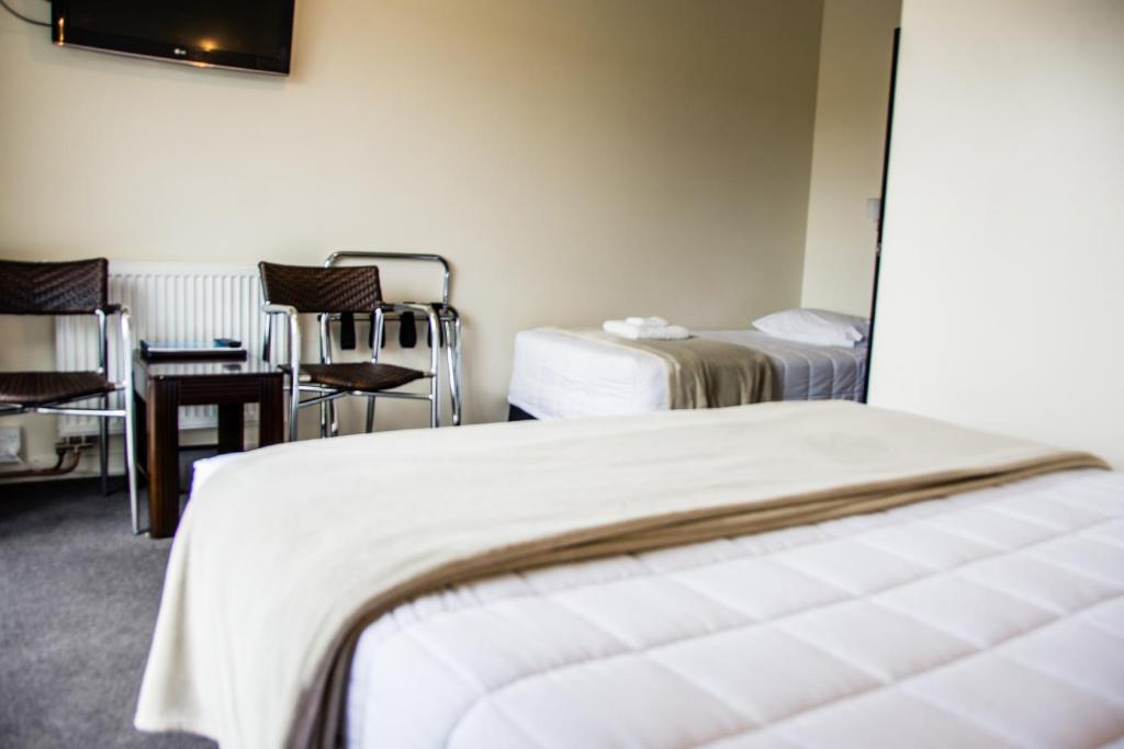 Fiordland Hotel & Motel photo