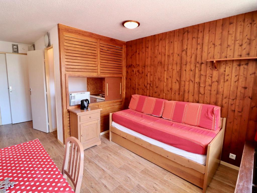 Studio Fonctionnel Proche Pistes avec Balcon - FR-1-502-444 - 1