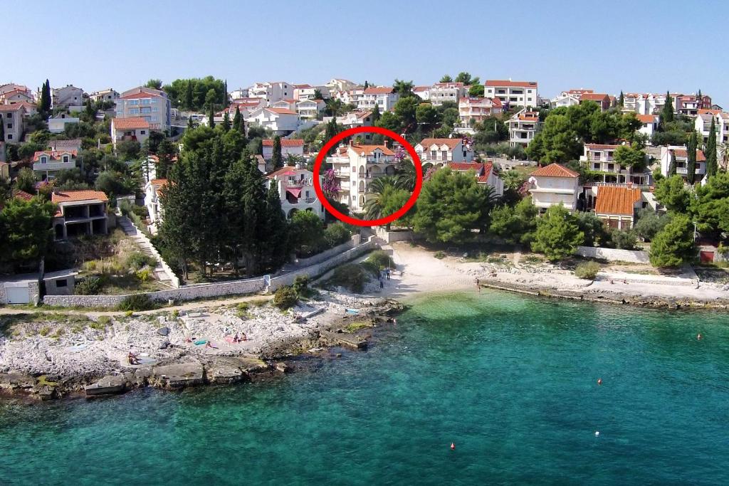 Rooms by the sea Mavarstica, Ciovo - 10335, Trogir