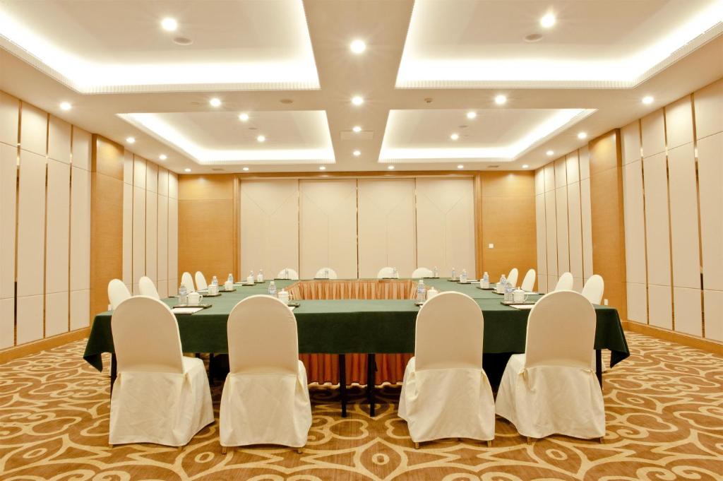 Tárgyalóterem/bálterem