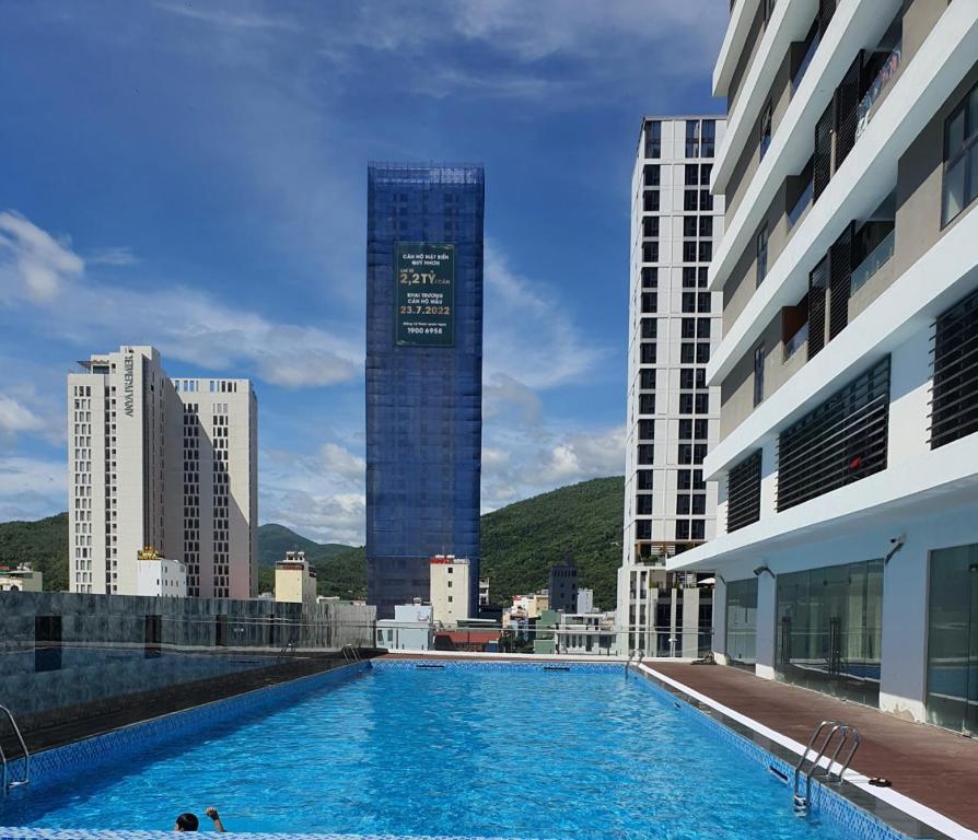 FLC Sea Tower Apartment Quy Nhon - Hung Dong Tourist スイミングプール