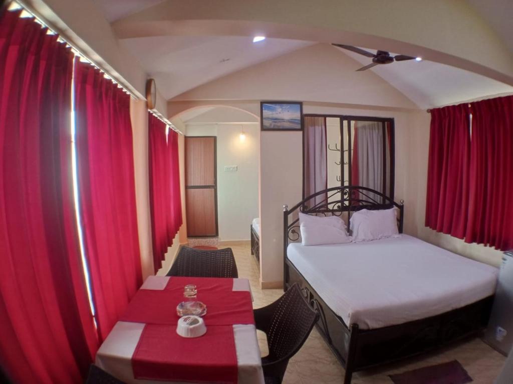 Goan Delicacy Beach Bar Restaurant and Guest House photo