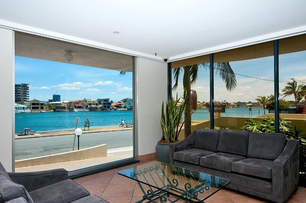 Lobby, Spectrum Holiday Apartments in Gold Coast