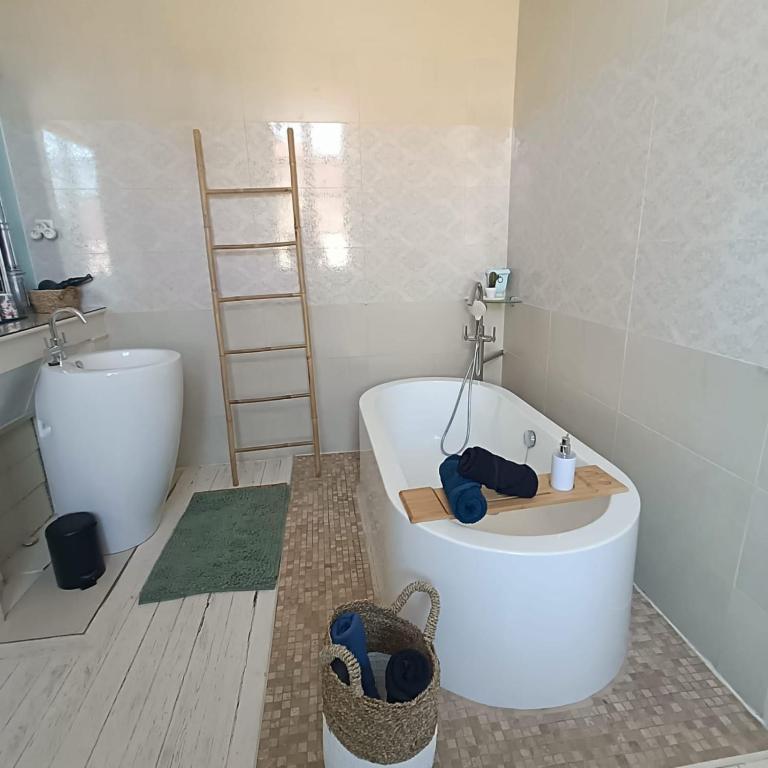 Entre Bastide et Cite バスルーム（客室）