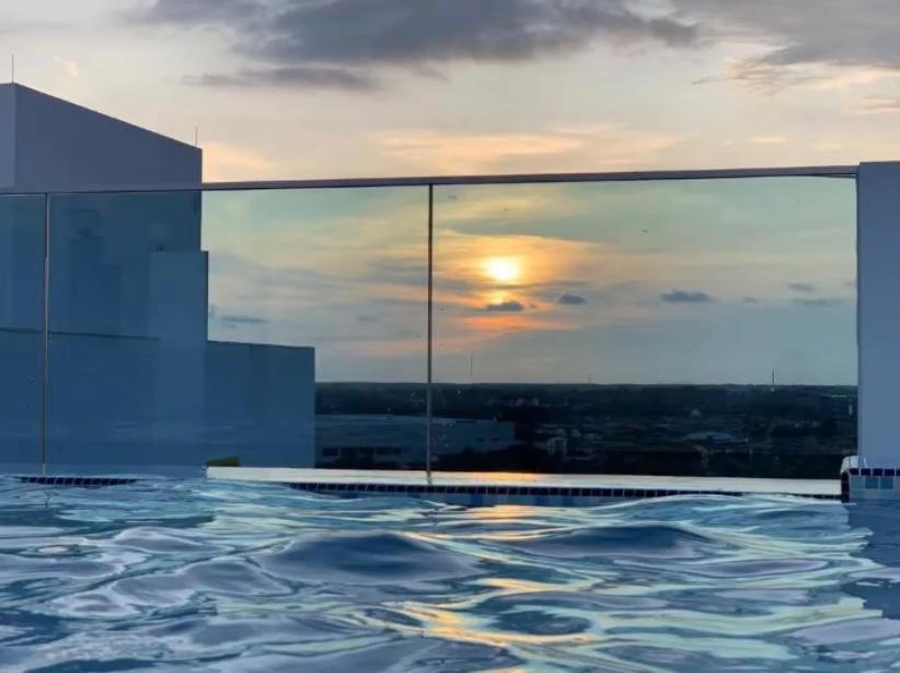 스리 인다르 호텔 앤 스위트