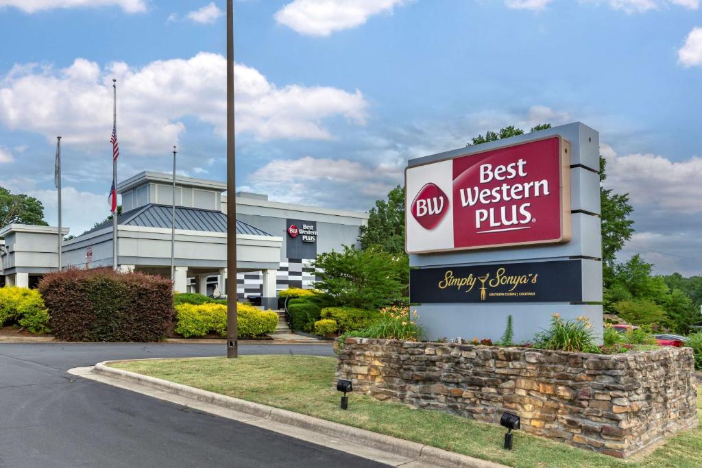 Best Western Plus University Inn, Winston-Salem