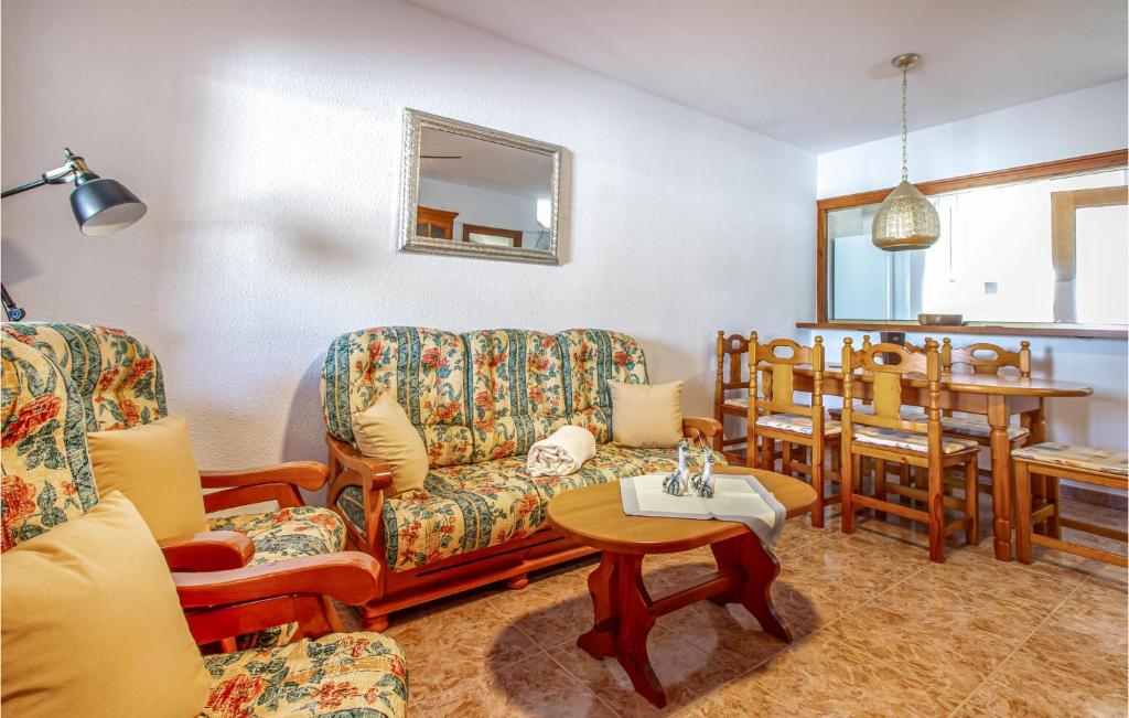 Beautiful Home In Torrevieja - 4