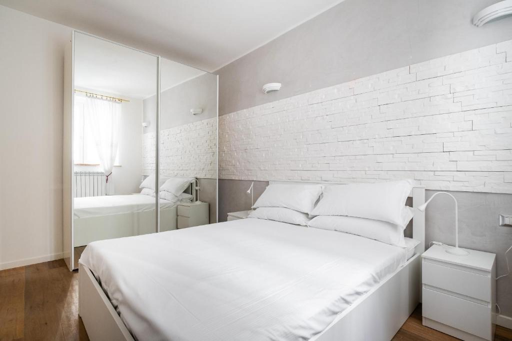XVI Charm Apartment by Wonderful Italy - 4