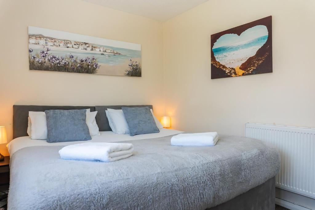 Abbeydale House by Cliftonvalley Apartments