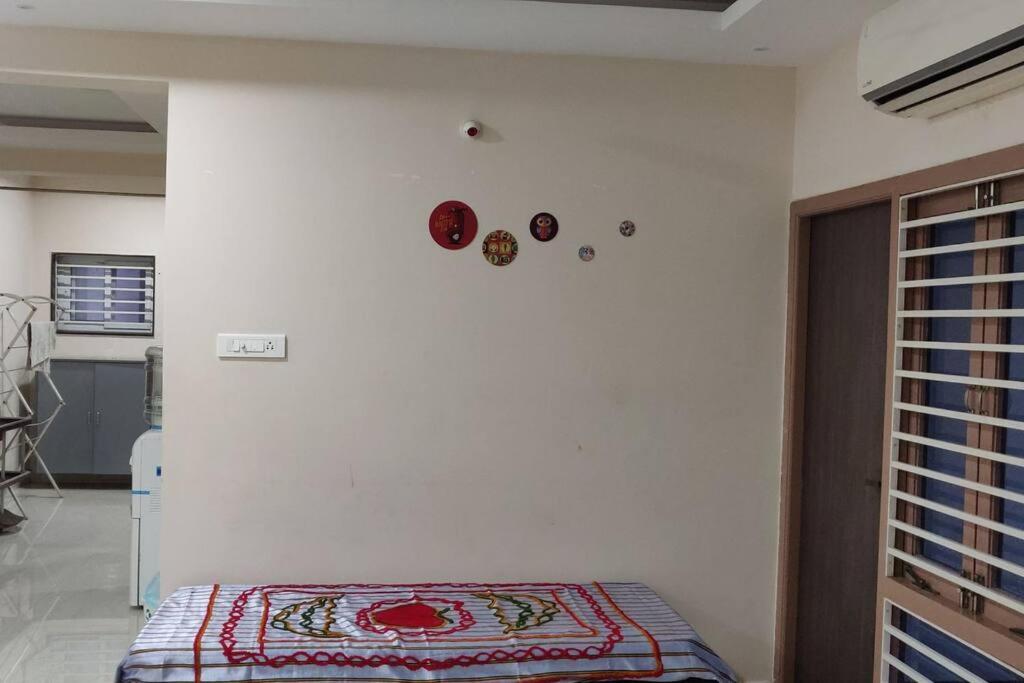 FURNISHED 3BHK PREMIUM appartment photo