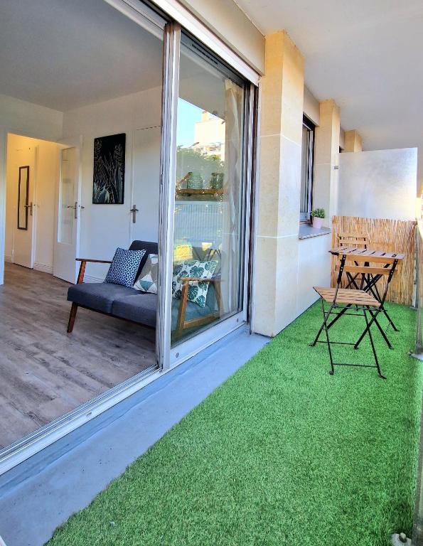 HYPER CENTRE Gare RER A 250m Paris 20min, Poissy