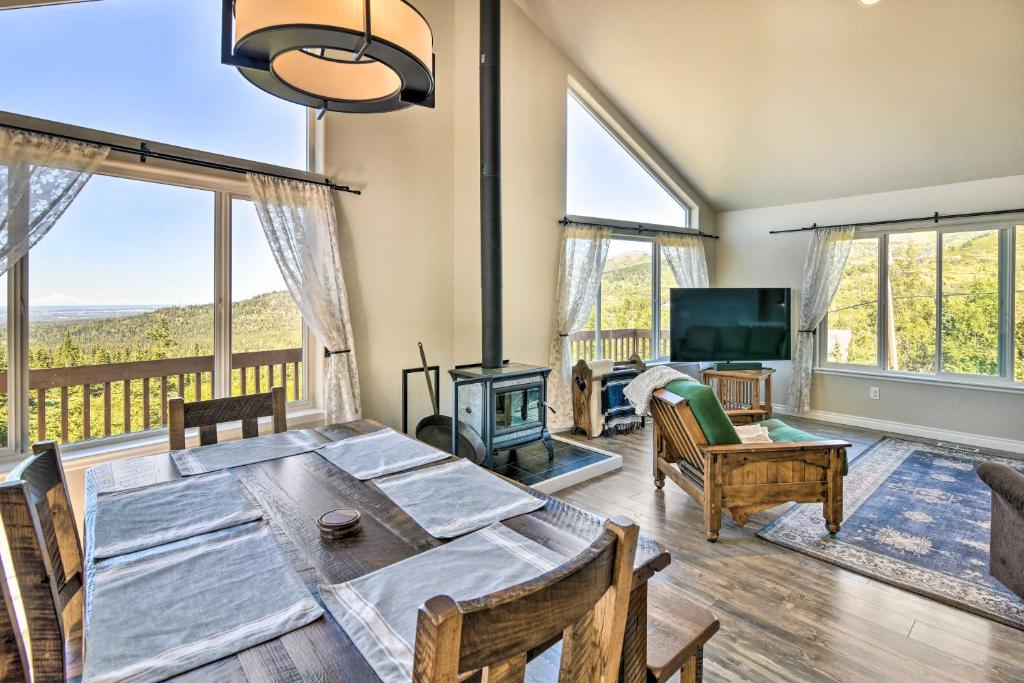 Mtn View Anchorage Escape about 15 Mi to Downtown, Anchorage