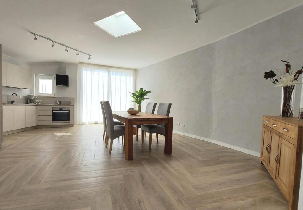 San Pietro Luxury Apartment - 4