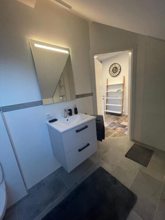 Sorinas Home - Comfortable Apartment near Graz - Free Parking - 5